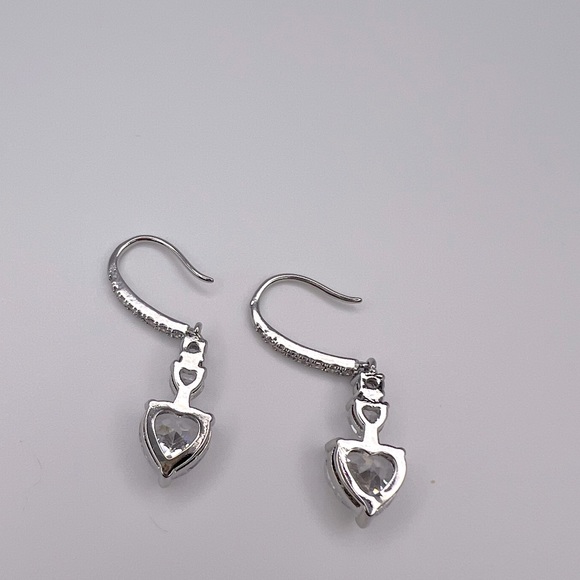 Dangling Heart Diamond Simulant Earrings - Picture 2 of 2
